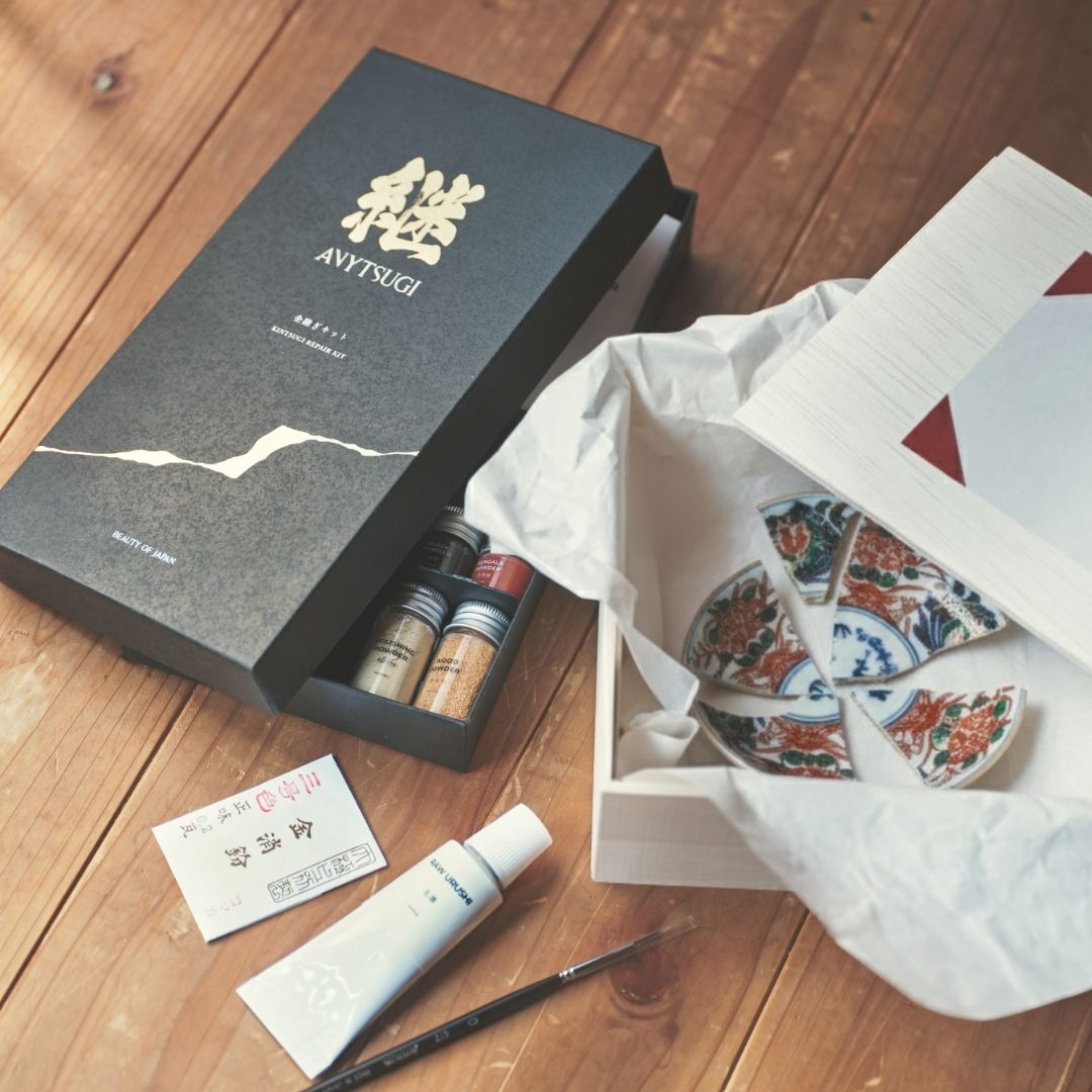 金継ぎキット TRADITIONAL 金0.1g (日本の骨董割れ皿1枚付属)