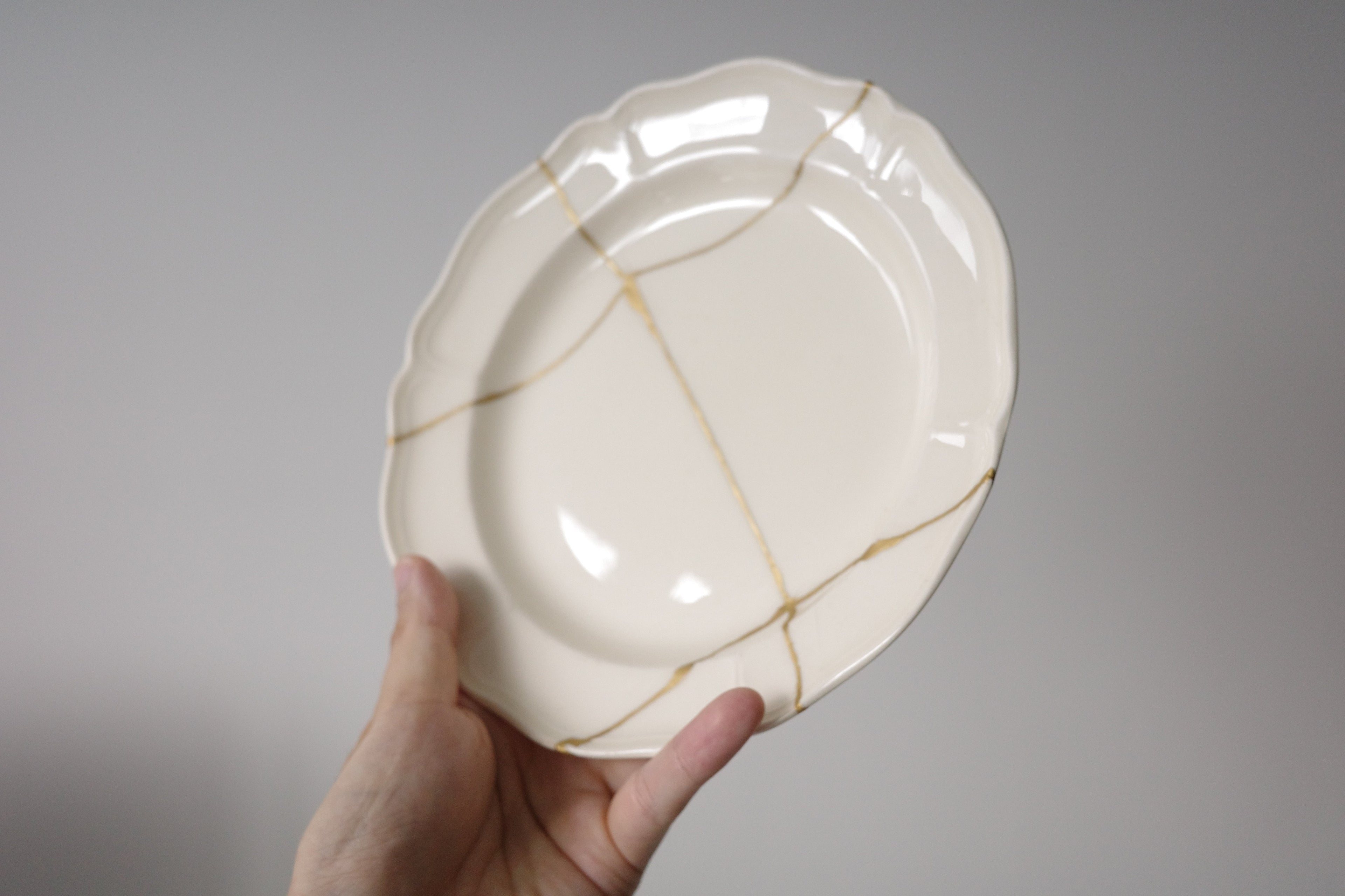 本漆金継ぎと簡易金継ぎの違いと選び方