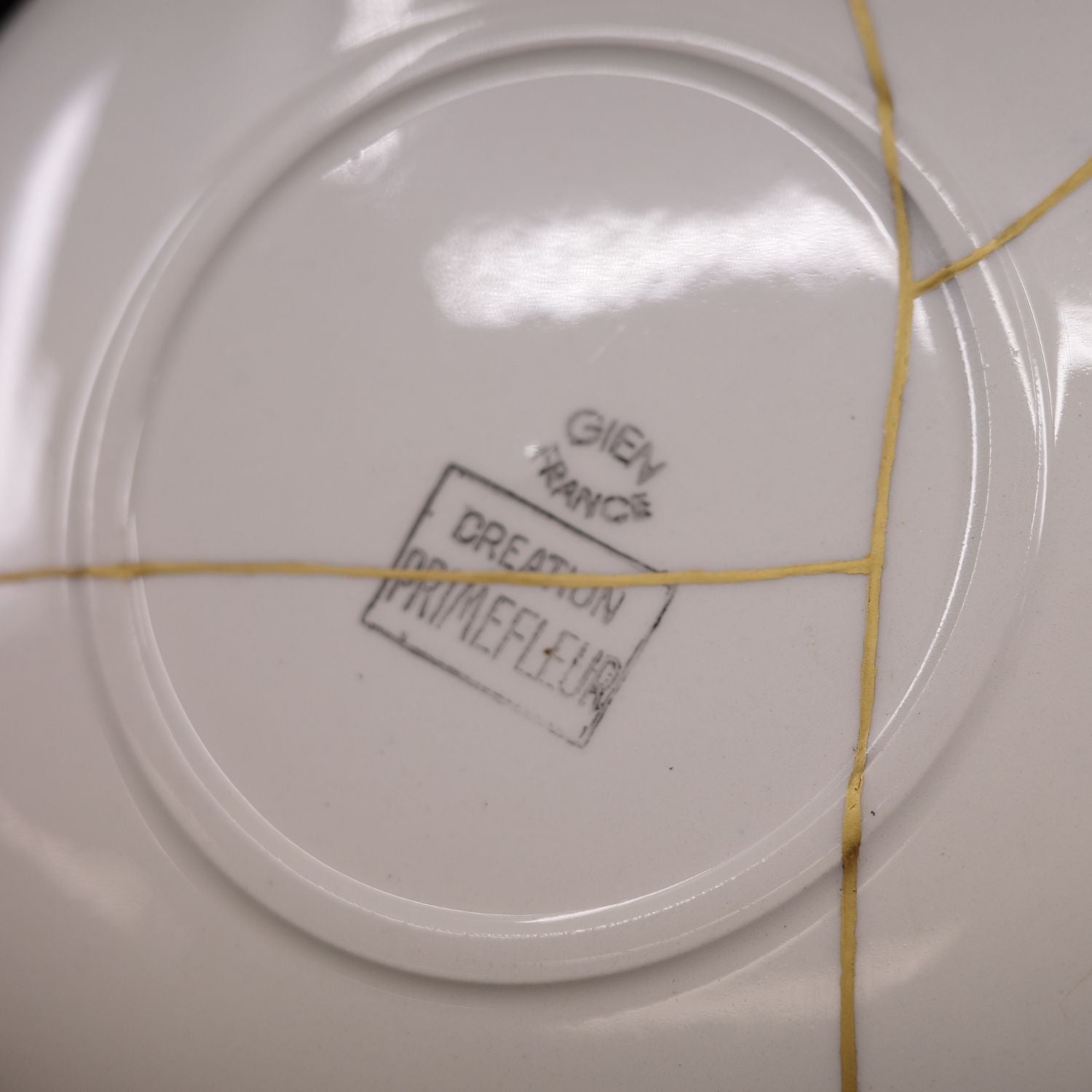 Kintsugi Gien Plate "Mode de Paris" - Matte Gold Powder Finish [Free Shipping]
