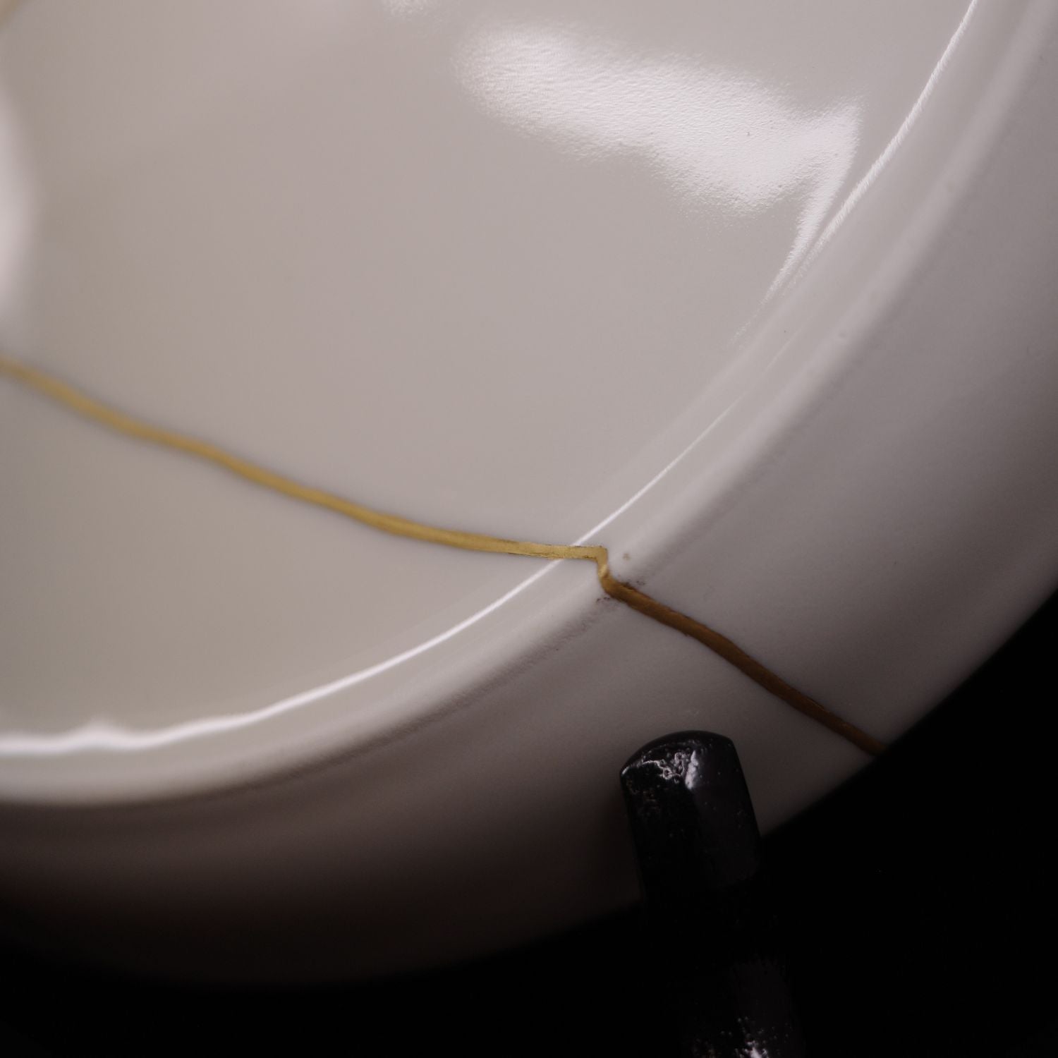 Kintsugi Arabia "Emilia" Plate - Matte Gold Powder Finish [Free Shipping]