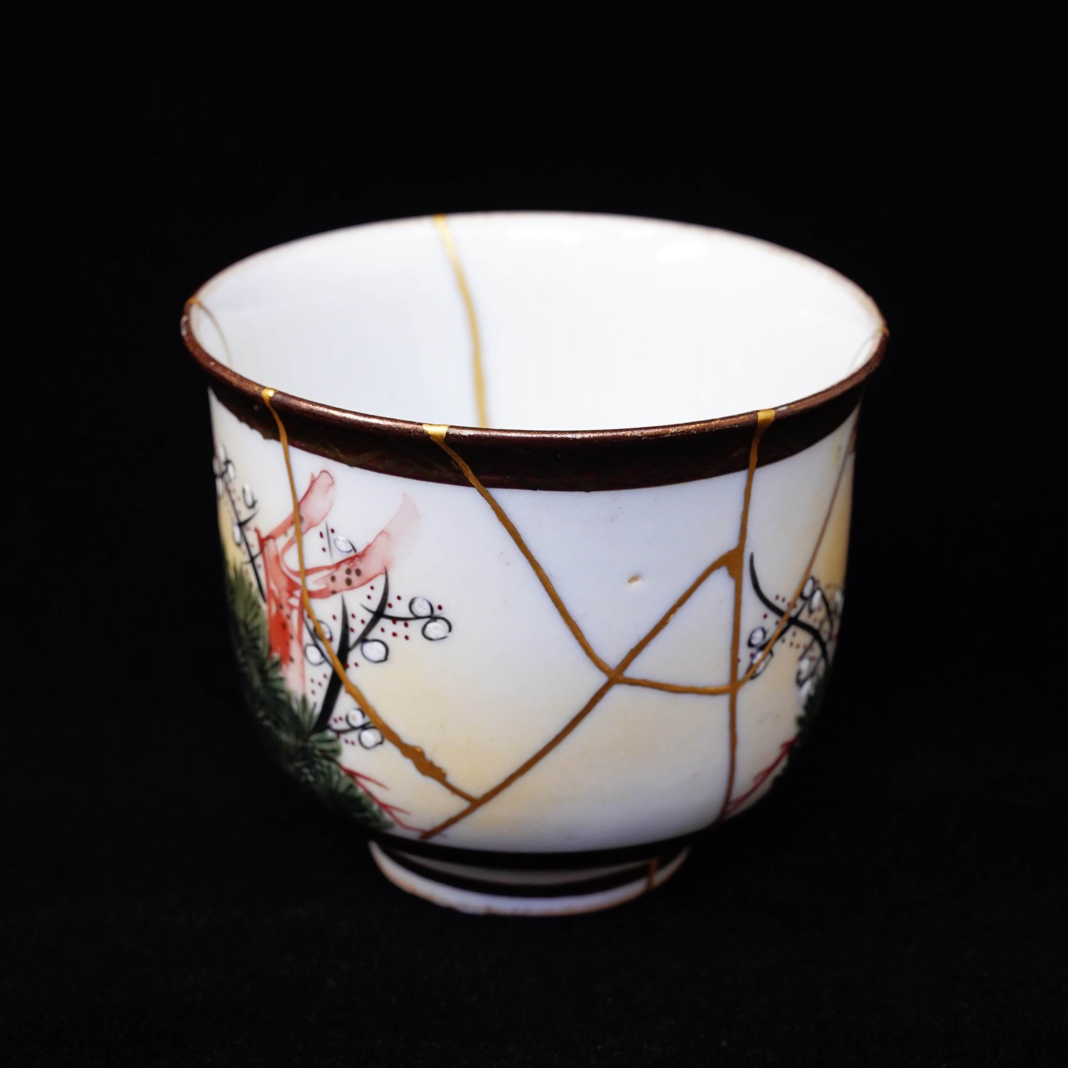 Antique Kutani Ware Teacup, Meiji Era – Japanese Pottery Repaired with Gold (Kintsugi), Crane & Mt. Fuji Design